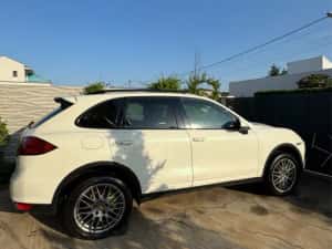 Vand Porsche Cayenne. 3.0d — miniatura 10