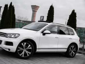 VW Touareg 2012 Diesel 3.0 Panoramic Piele — miniatura 9