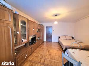 Garsoniera insorita, strada Traian, Brasov — miniatura 5