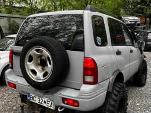 Suzuki Grand Vitara, an 2000, 2.5 benzina tractiune integrala km 258874, cutie manuala — miniatura 4