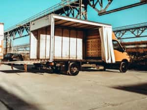 Transport / mutări marfă 3.5 tone LIFT — miniatura 4