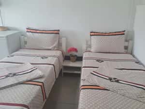 Cazare Muncitori Apartamente Garsoniere paturi single bucătării proprii terasă Valu lui Traian Constanta — miniatura 10