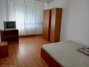 Inchiriez apartament 2 camere — miniatura 3