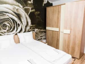 Cazare Inchiriere Regim Hotelier Ap. 2 cam. decomandat Prima lux — miniatura 6