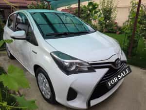 Toyota Yaris Hybrid 2016 — miniatura 10