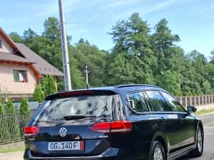 VW PASSAT B8 * HIGHLINE * ACC * FRONT ASSIST * Negru Saphire * Navigatie R-LINK* CarPlay* Cutie de Viteze AUTOMATĂ DSG * Euro 6* Import Germania 1 ZI* — miniatura 4