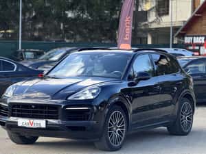 Porsche Cayenne - SUV premium import 2018