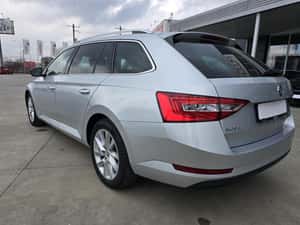 Skoda Superb Automată 150 HP Diesel — miniatura 5