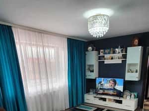 Inchiriez apartament cu 2 camere — miniatura 1
