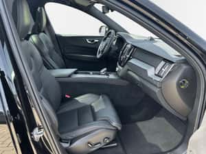Volvo XC60 Hibrid 2024 - 30100 km - Negru — miniatura 6