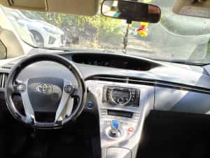 Toyota PRIUS 3 - 1.8/136 CP — miniatura 6
