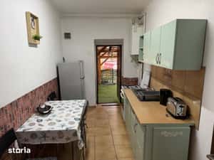 garsoniera zona centrala  str. 9 mai  spatioasa — miniatura 6