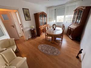 Apartament 3 camere, langa parc, Drumul Taberei, Targu Neamt | Renovat complet — miniatura 2