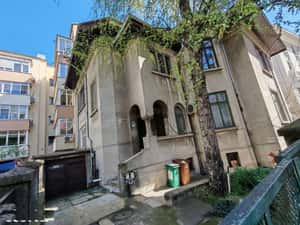 Vanzare 4 camere spatioase în vilă interbelică – Cismigiu-Stirbei Voda — miniatura 1