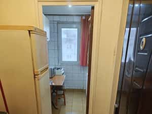 Propietar inchiriez Apartament 2 camere in Militariere — miniatura 3
