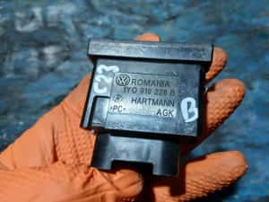 Buton airbag ON-OFF 1Y0919228B 1Y0919228B Volkswagen VW Touran prima — miniatura 4