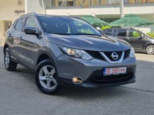 Nissan Qashqai 1.6 dCi – SUV-ul care oferă exact ce ai nevoie — miniatura 2