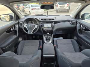 Nissan Qashqai 1.6 dCi – SUV-ul care oferă exact ce ai nevoie — miniatura 5