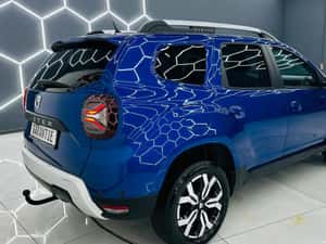 Dacia Duster SUV 2022, 157.000 km, Automată, Benzină — miniatura 3