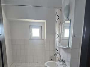 Apartament de inchiriat 3 camere zona Nicolina-Cug — miniatura 6
