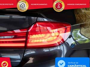 BMW Seria 5 530i xDrive AT — miniatura 5