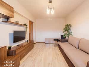 Apartament 2camere B-dul Garii sau schimb cu teren — miniatura 3