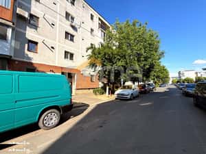 Apartament 2 camere, etaj 1, zona Confectii — miniatura 3