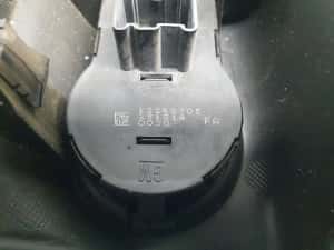 Bloc lumini 13268705 Opel Astra J (2009 - 2012) — miniatura 3