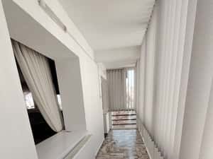 Se inchiriaza apartament 2 camere etaj 3 mobilat  utilat complet 300e — miniatura 4