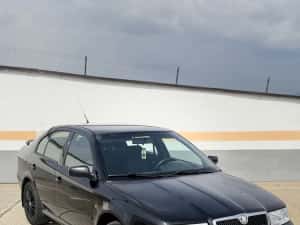 Octavia Tour pachet VRS // 1.9TDI AXR // 2007 — miniatura 5