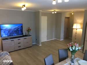 Apartament 2 camere, balcon, Tractorul, Brașov — miniatura 6