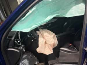 Vand Mercedes c 6.3S amg avariat — miniatura 6