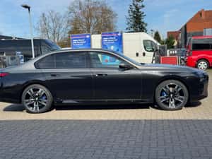 BMW 740 Diesel Automată, 99.898 km, 286 cp, 2023 — miniatura 4