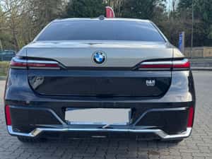 BMW 740 Diesel Automată, 99.898 km, 286 cp, 2023 — miniatura 6