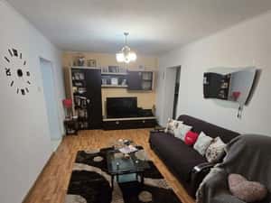 Apartament 3 camere cu garaj, Oltenița — miniatura 3