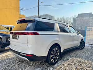 Kia Carnival Prestige, 9 locuri, 2.2 diesel 204CP — miniatura 3