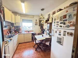 Apartament 3 camere, balcon și aer condiționat — miniatura 4
