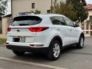 Kia Sportage 1.7 CRDI euro 6 An 2016 doar 120.000 km reali !! — miniatura 3