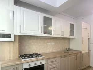 Apartament 2 camere 75mp, zona Strand — miniatura 5