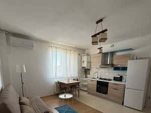 Inchiriez apartament 2 camere — miniatura 1