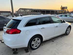 Opel Insignia 2.0 euro5 2012 avariat lovit avariate — miniatura 3