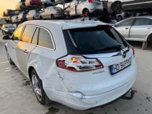 Opel Insignia 2.0 euro5 2012 avariat lovit avariate — miniatura 4
