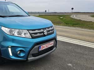 Suzuki VITARA 1.6 DDIS V+TOP 4x4 Automat — miniatura 10