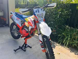 KTM EXC-F 250 Sixdays 2021 — miniatura 5