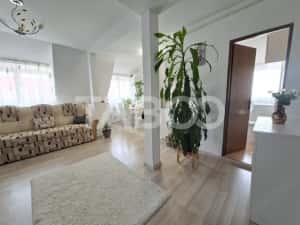 Apartament cu 3 camere de vanzare - mansarda Vasile Aaron - intabulata — miniatura 4