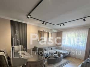 APARTAMENT DE INCHIRIAT, ELEGANT CU VEDERE CĂTRE PARCUL SUB ARINI