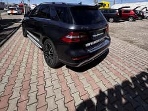 Mercedes-Benz ML 350 — miniatura 6