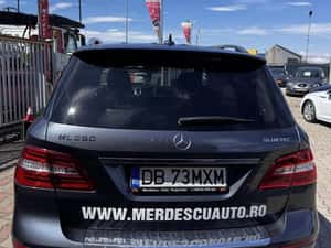 Mercedes-Benz ML 350 — miniatura 7