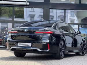 BMW 740 - Second Hand, 21,980 km, 2025 — miniatura 2