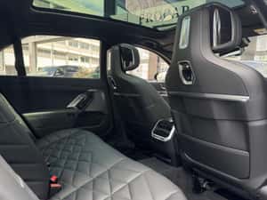 BMW 740 - Second Hand, 21,980 km, 2025 — miniatura 3